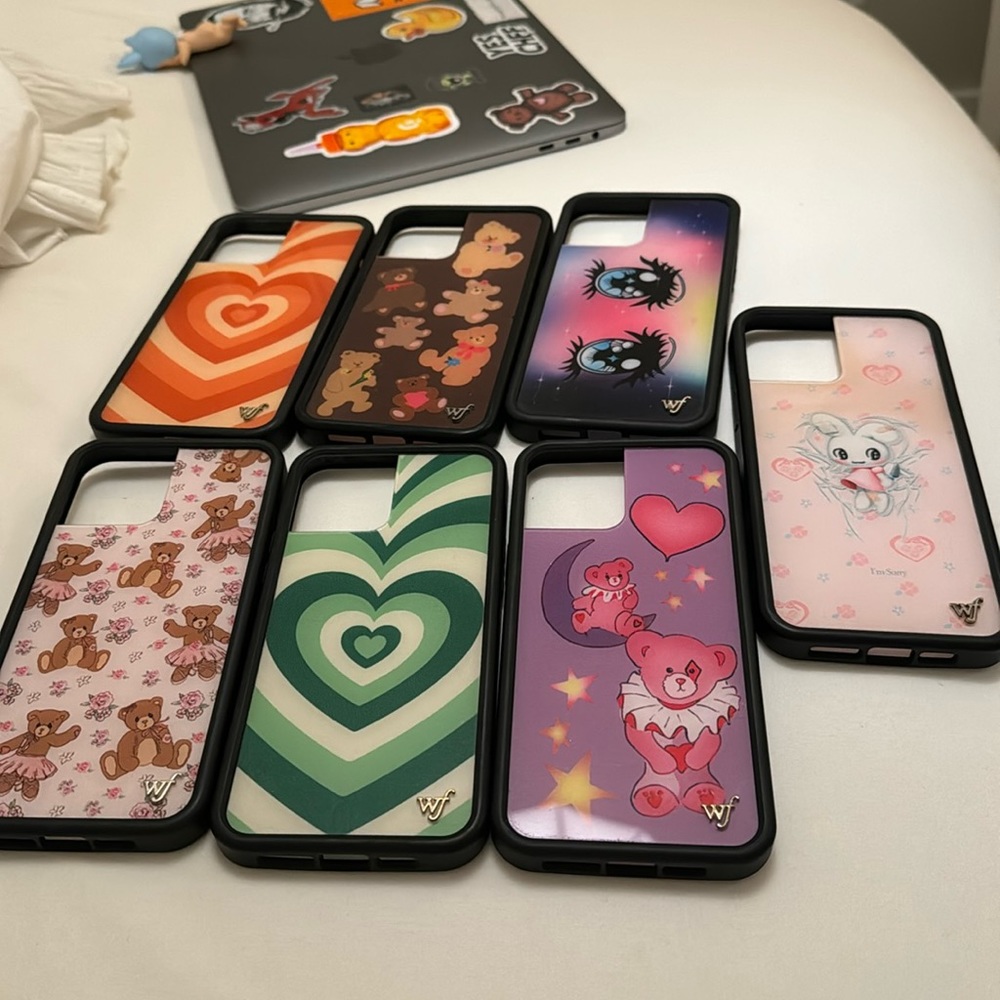 iphone 12 pro max wildflower cases